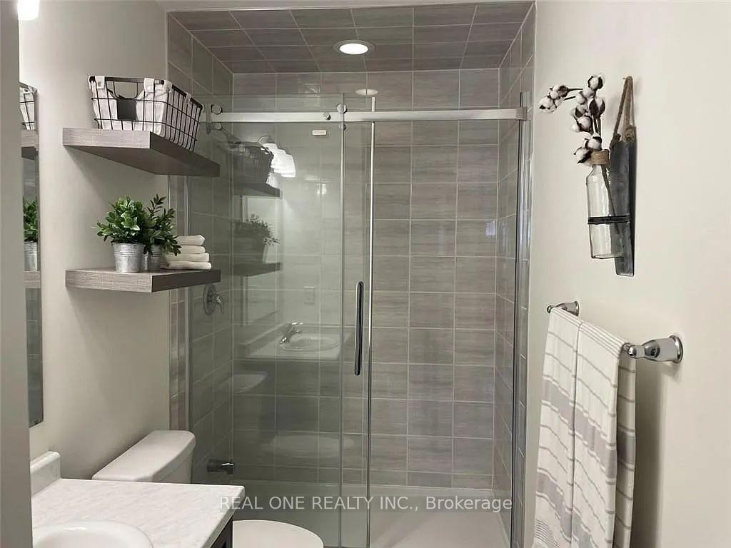 Photo 17 of Unit 48, 22 Spring Creek Drive, Hamilton, Waterdown — HOMEH