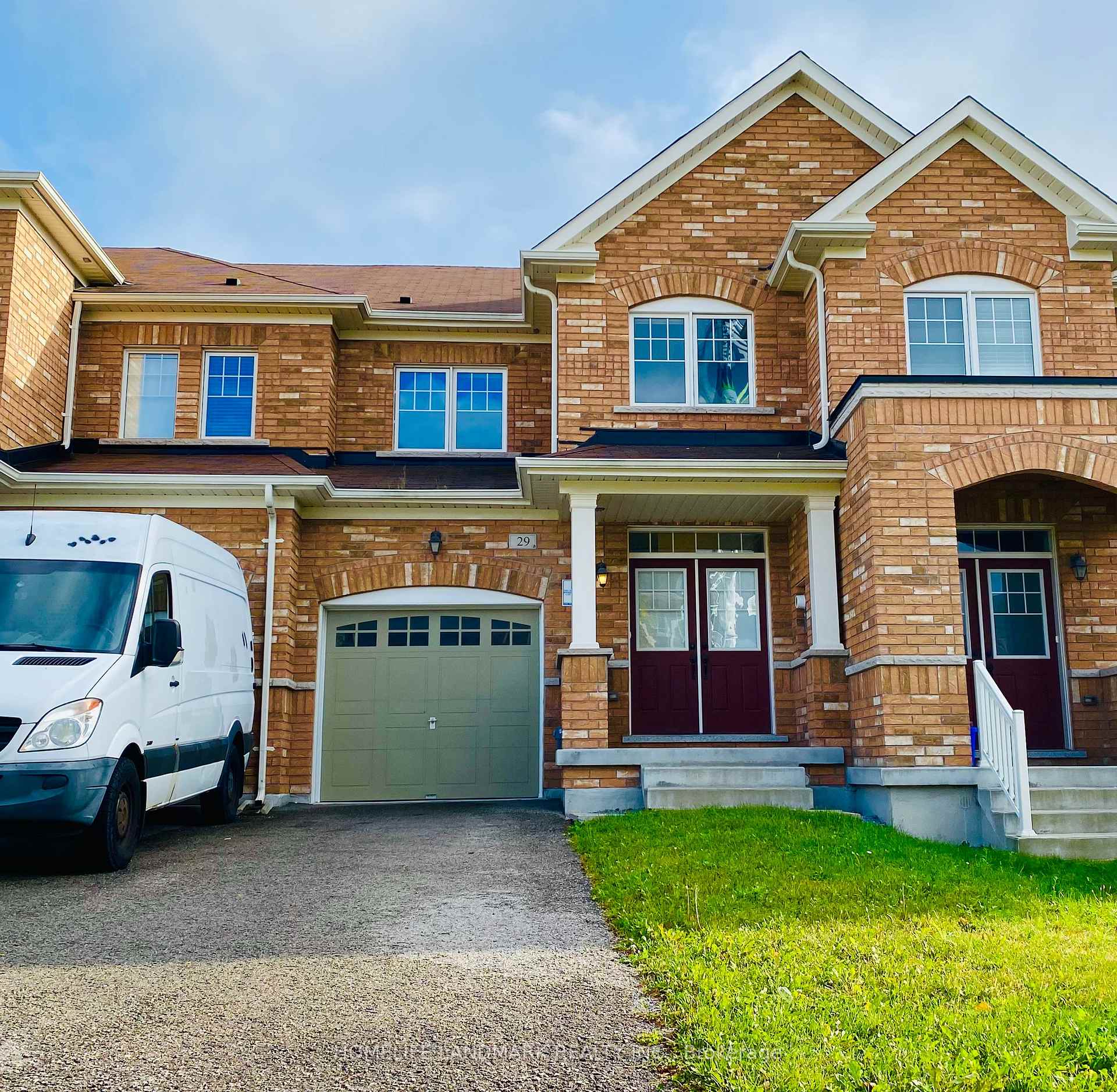 Photo 1 of 29 Gower Drive N, Aurora, Rural Aurora — HOMEH