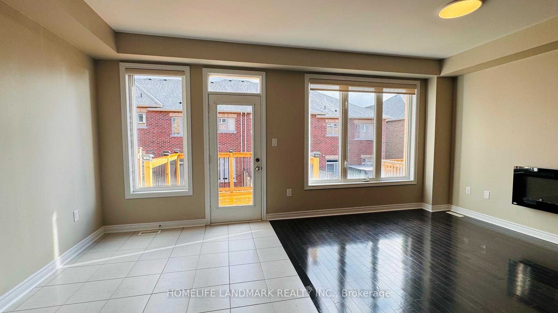 Photo 3 of 29 Gower Drive N, Aurora, Rural Aurora — HOMEH