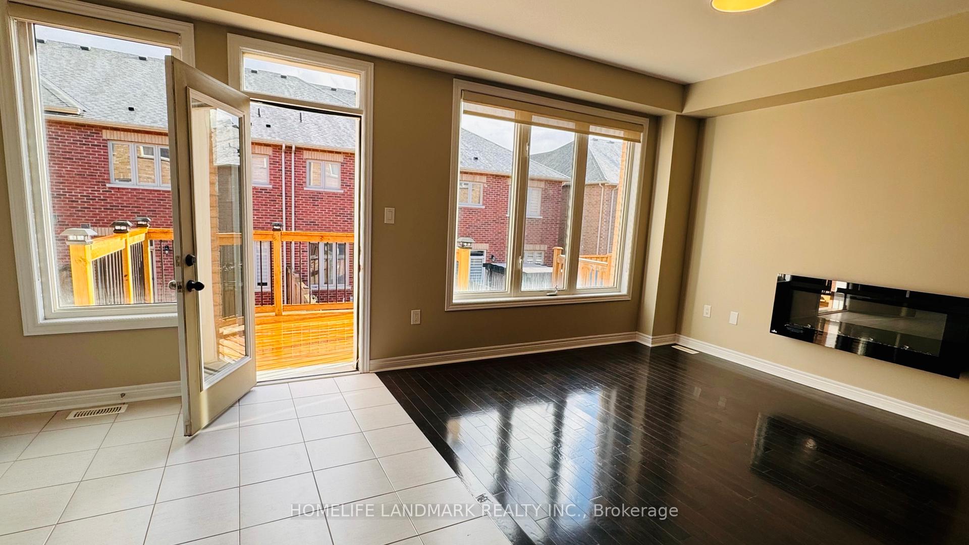 Photo 5 of 29 Gower Drive N, Aurora, Rural Aurora — HOMEH
