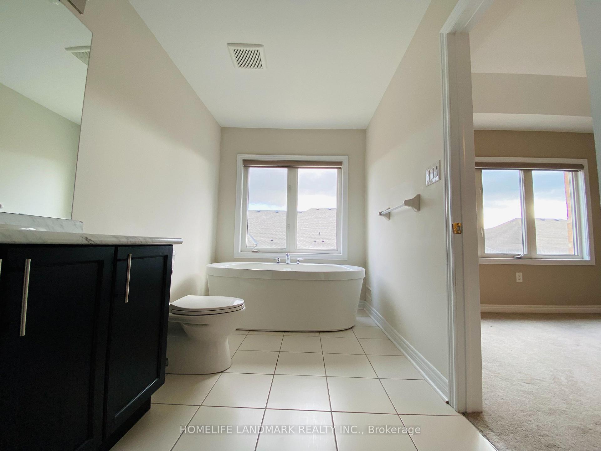 Photo 9 of 29 Gower Drive N, Aurora, Rural Aurora — HOMEH