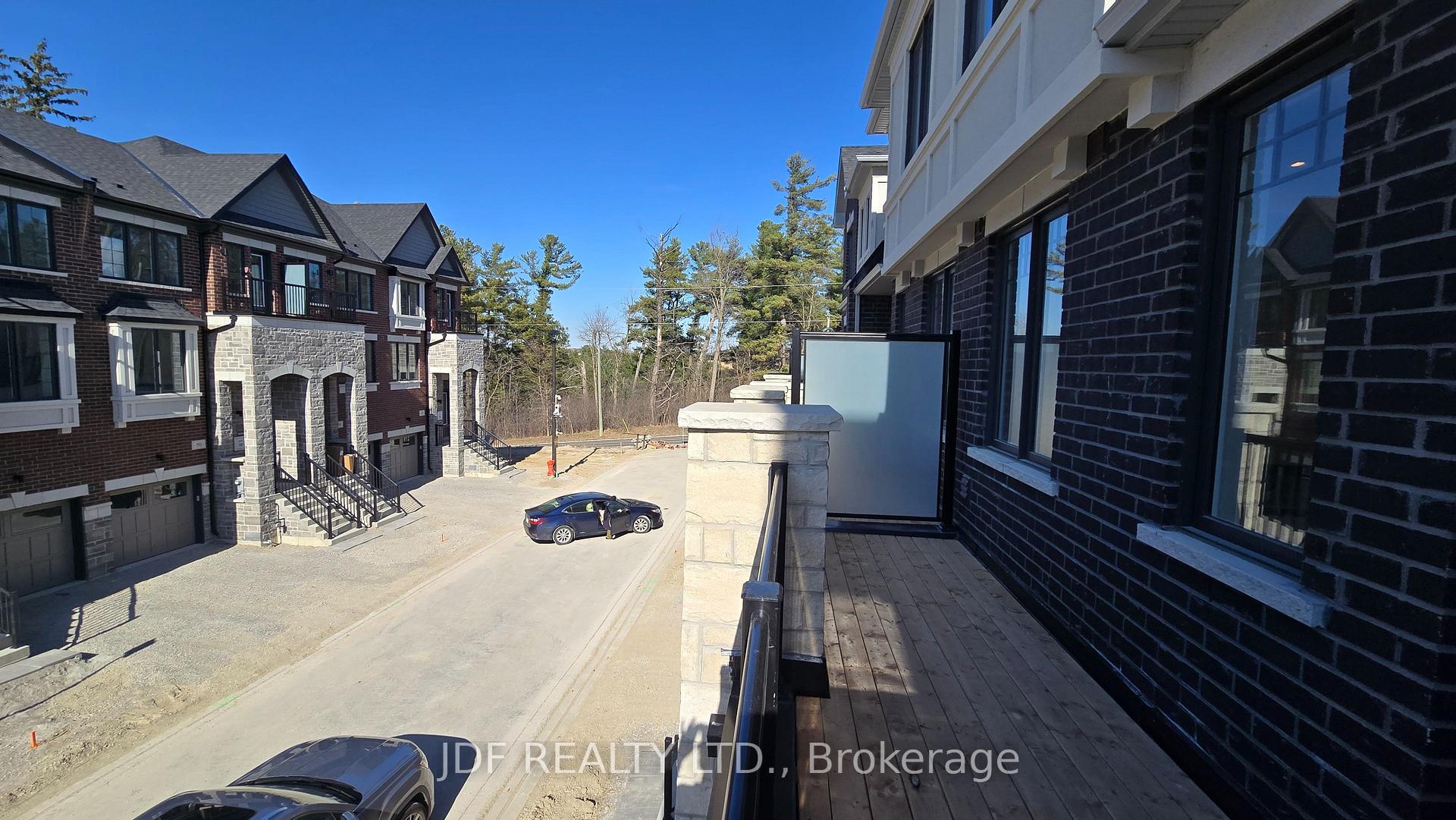 Photo 7 of 39 Arbour Green Crescent, Vaughan, Kleinburg — HOMEH
