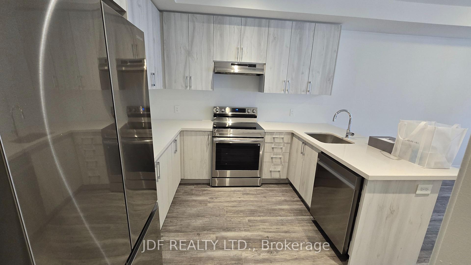 Photo 10 of 39 Arbour Green Crescent, Vaughan, Kleinburg — HOMEH
