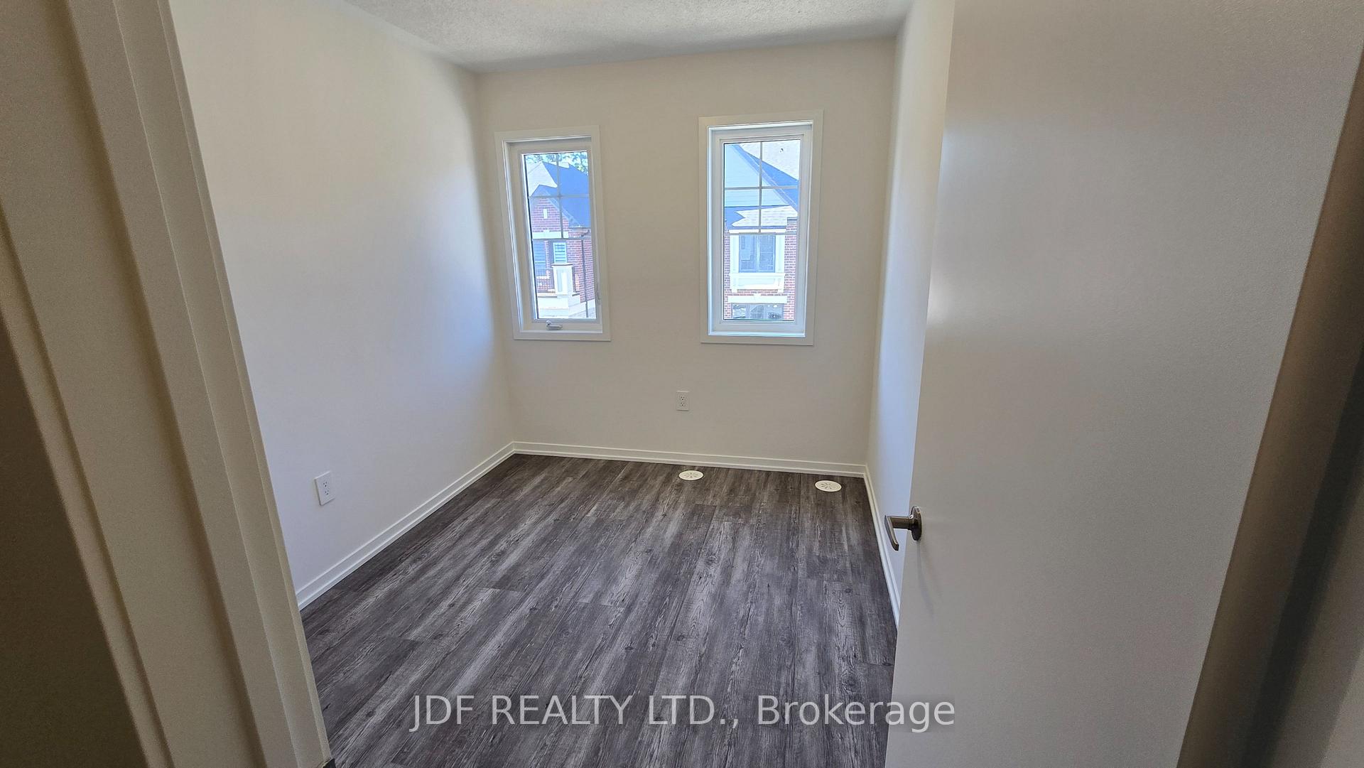 Photo 17 of 39 Arbour Green Crescent, Vaughan, Kleinburg — HOMEH