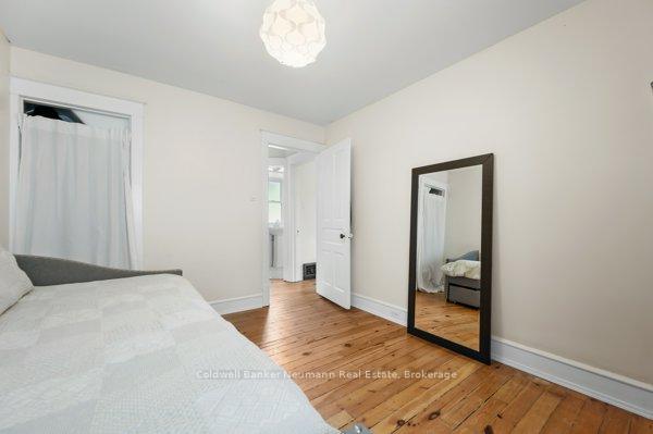 Photo 24 of 51 Lyon Avenue, Guelph, Exhibition Park — HOMEH