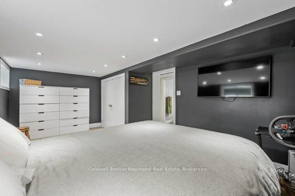 Photo 33 of 51 Lyon Avenue, Guelph, Exhibition Park — HOMEH