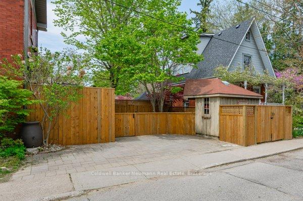 Photo 45 of 51 Lyon Avenue, Guelph, Exhibition Park — HOMEH