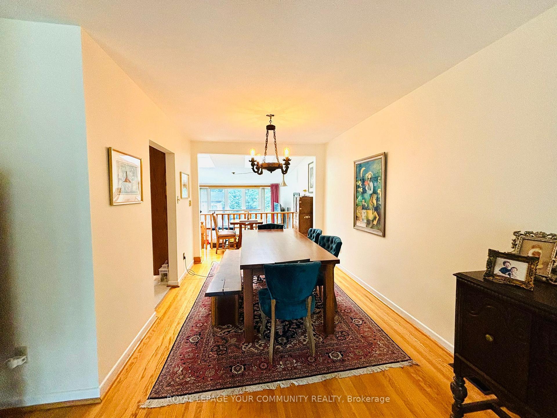 Photo 4 of 47 Normark Drive, Markham, Royal Orchard — HOMEH