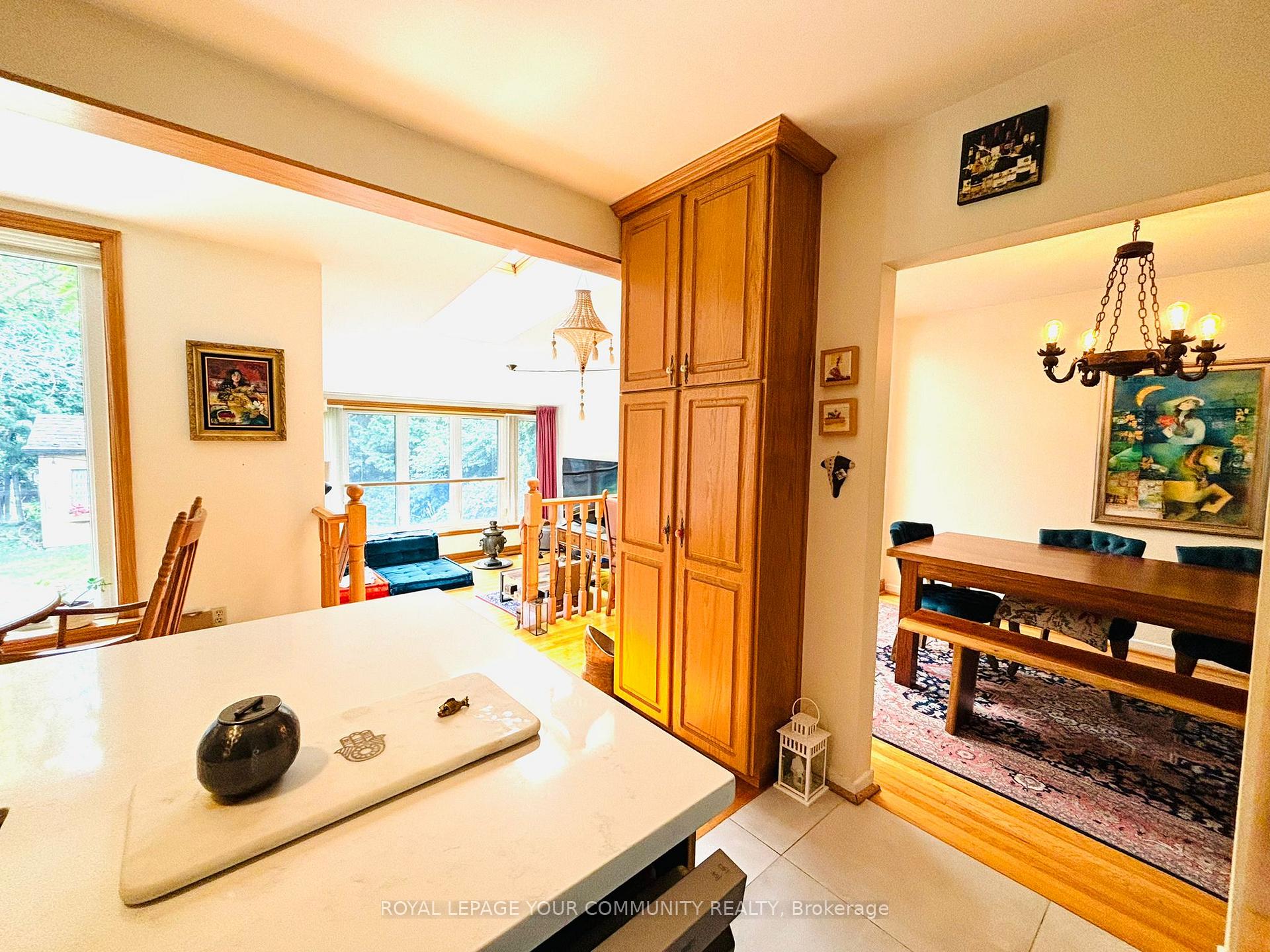 Photo 6 of 47 Normark Drive, Markham, Royal Orchard — HOMEH