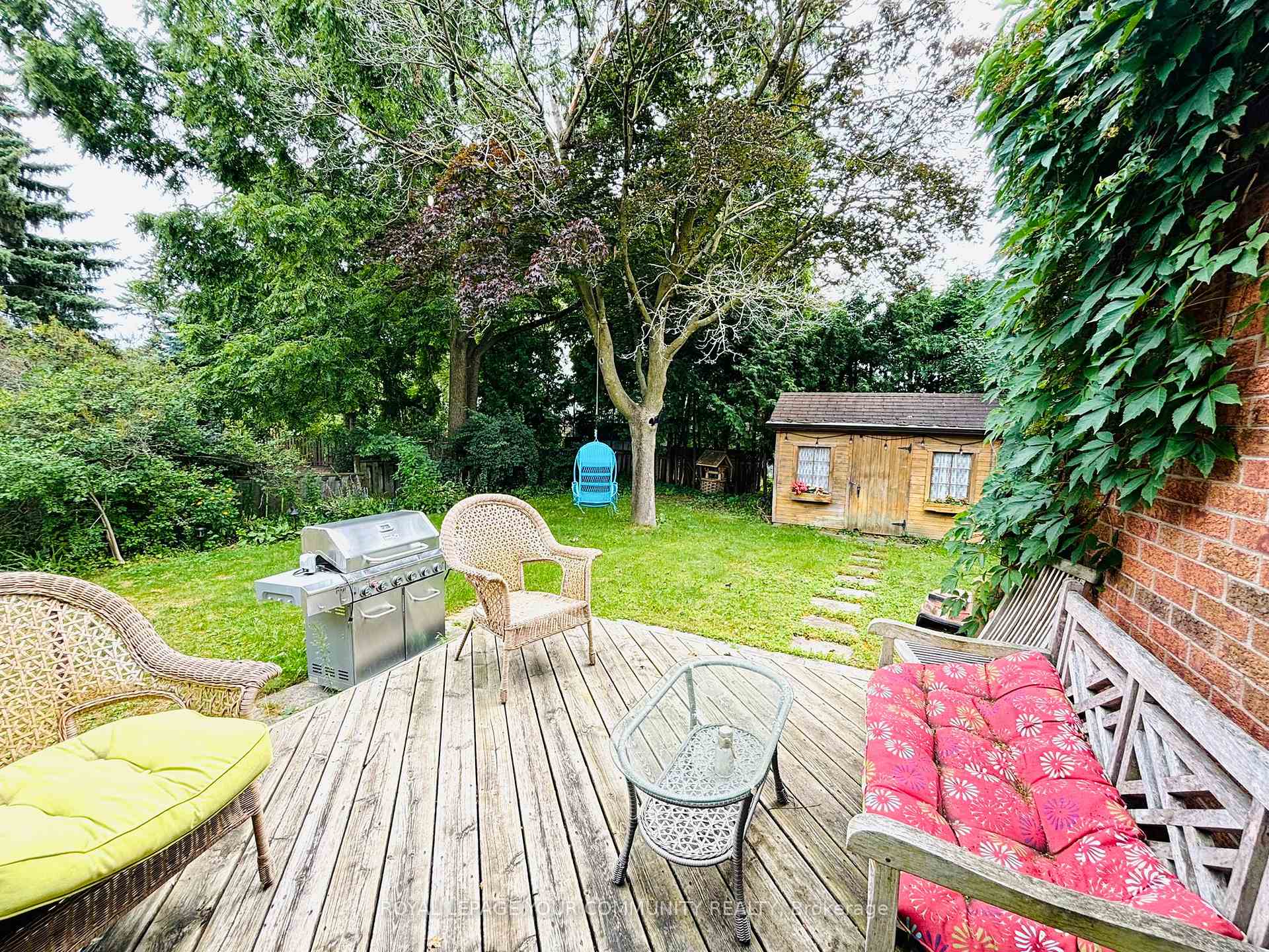 Photo 16 of 47 Normark Drive, Markham, Royal Orchard — HOMEH