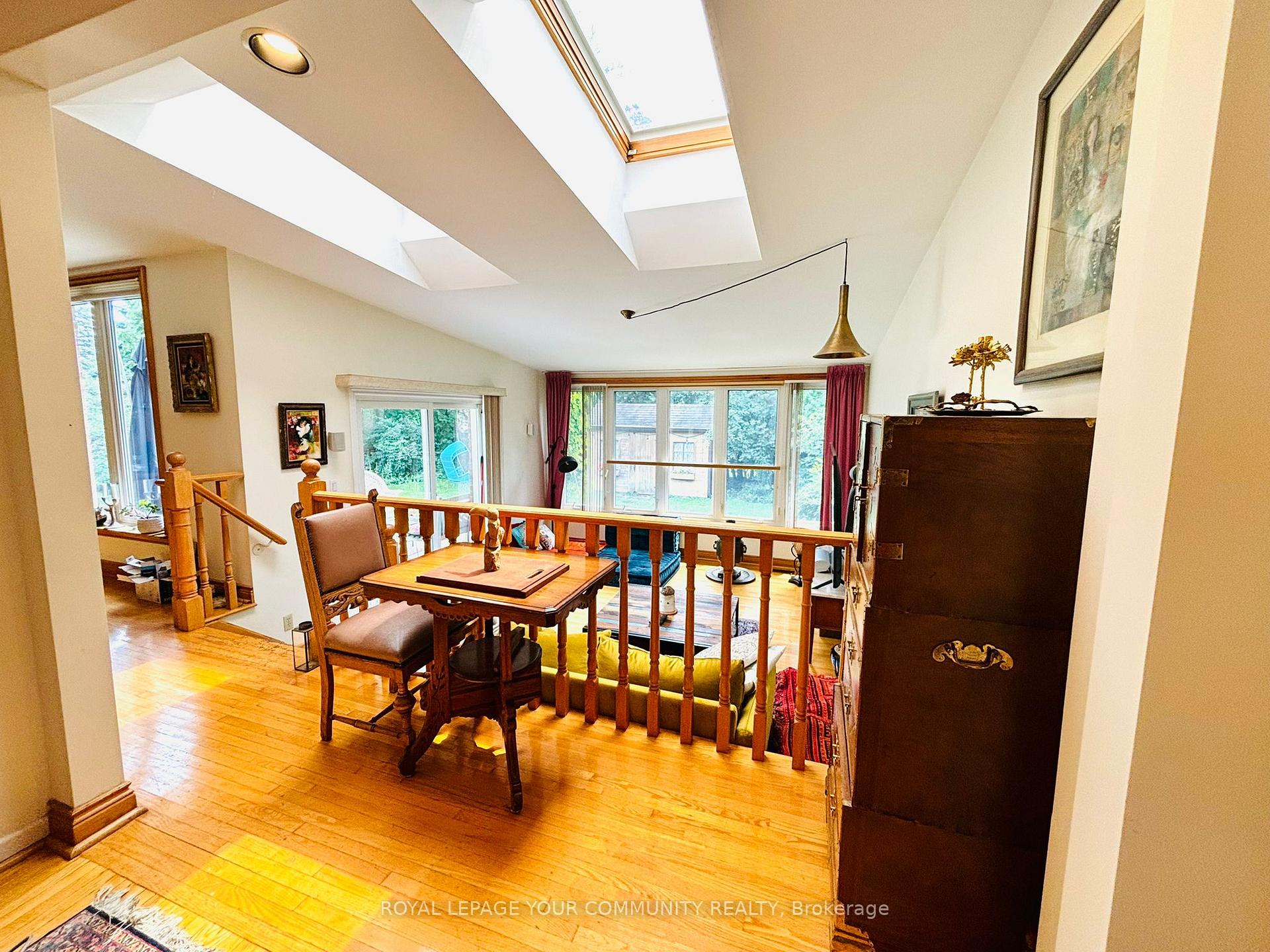 Photo 21 of 47 Normark Drive, Markham, Royal Orchard — HOMEH
