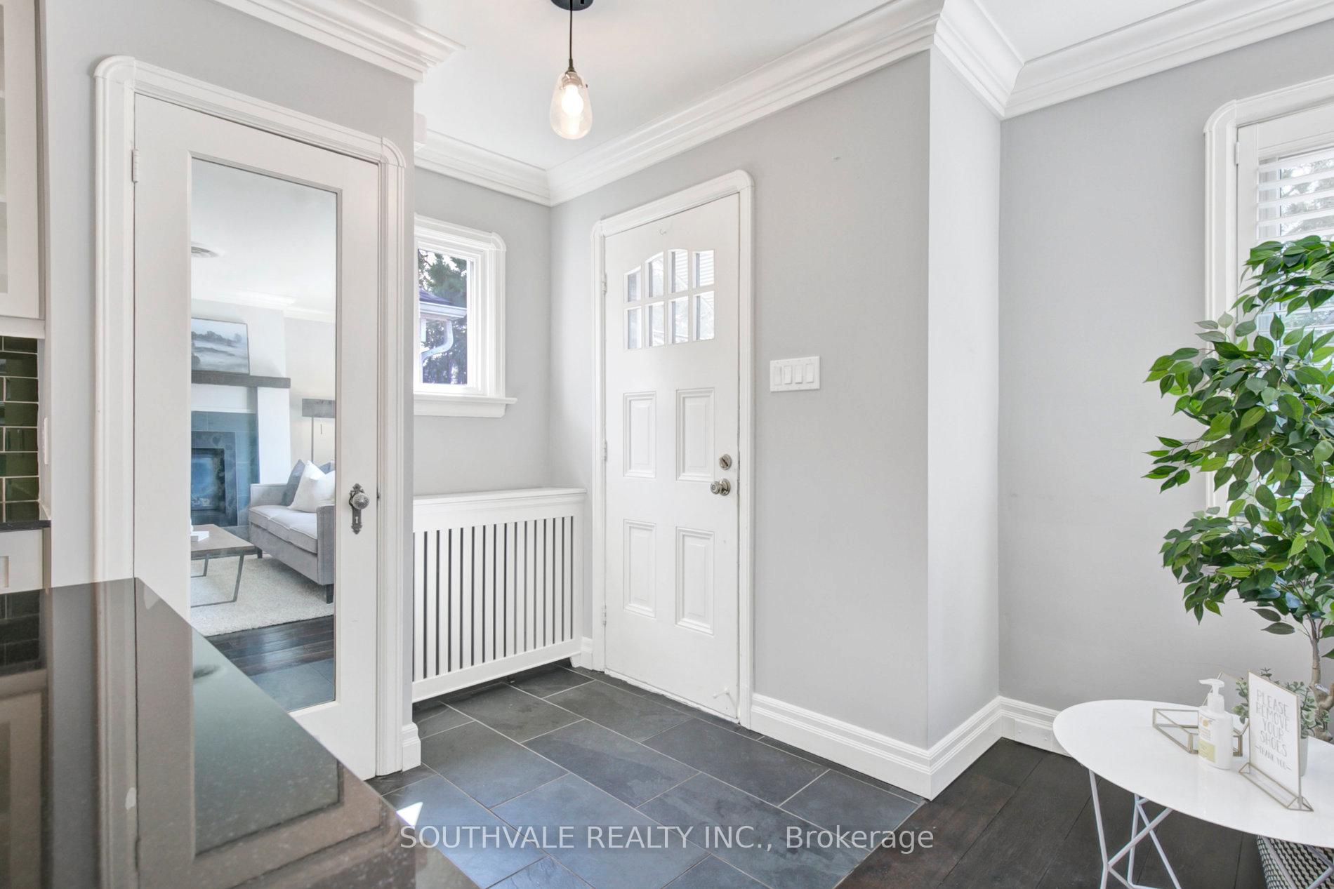 Photo 2 of 3 Barfield Avenue, Toronto, Danforth Village-East York — HOMEH