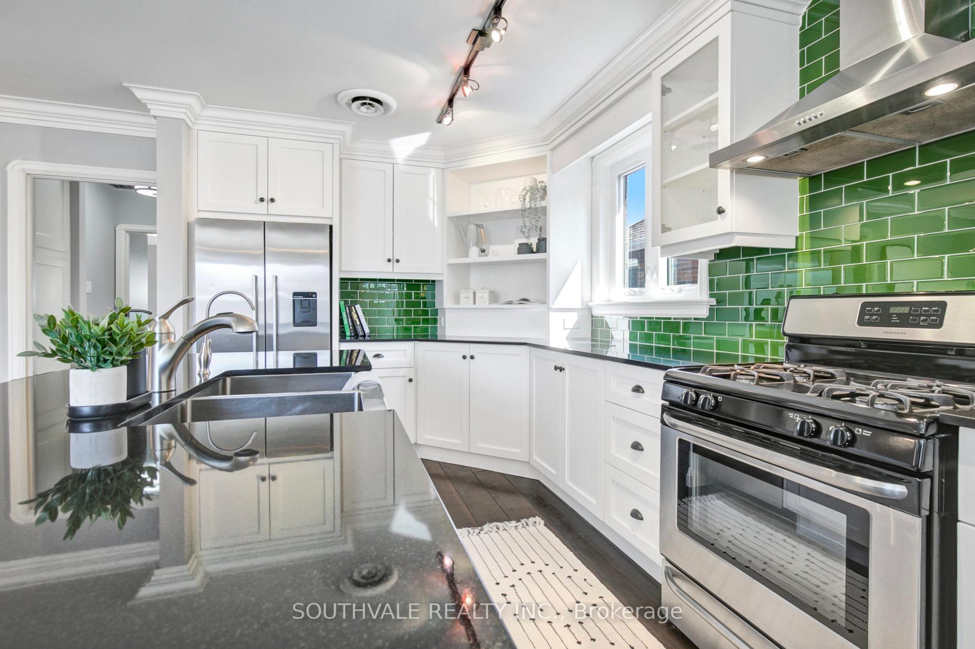 Photo 25 of 3 Barfield Avenue, Toronto, Danforth Village-East York — HOMEH