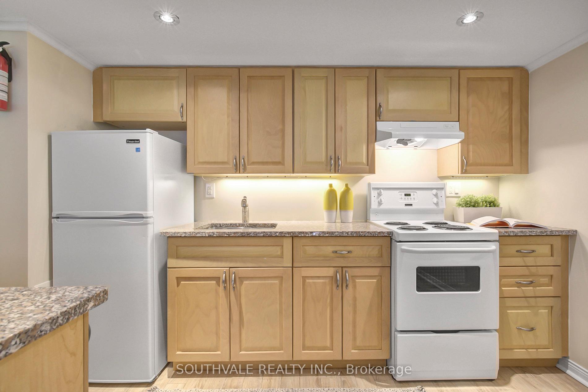 Photo 38 of 3 Barfield Avenue, Toronto, Danforth Village-East York — HOMEH