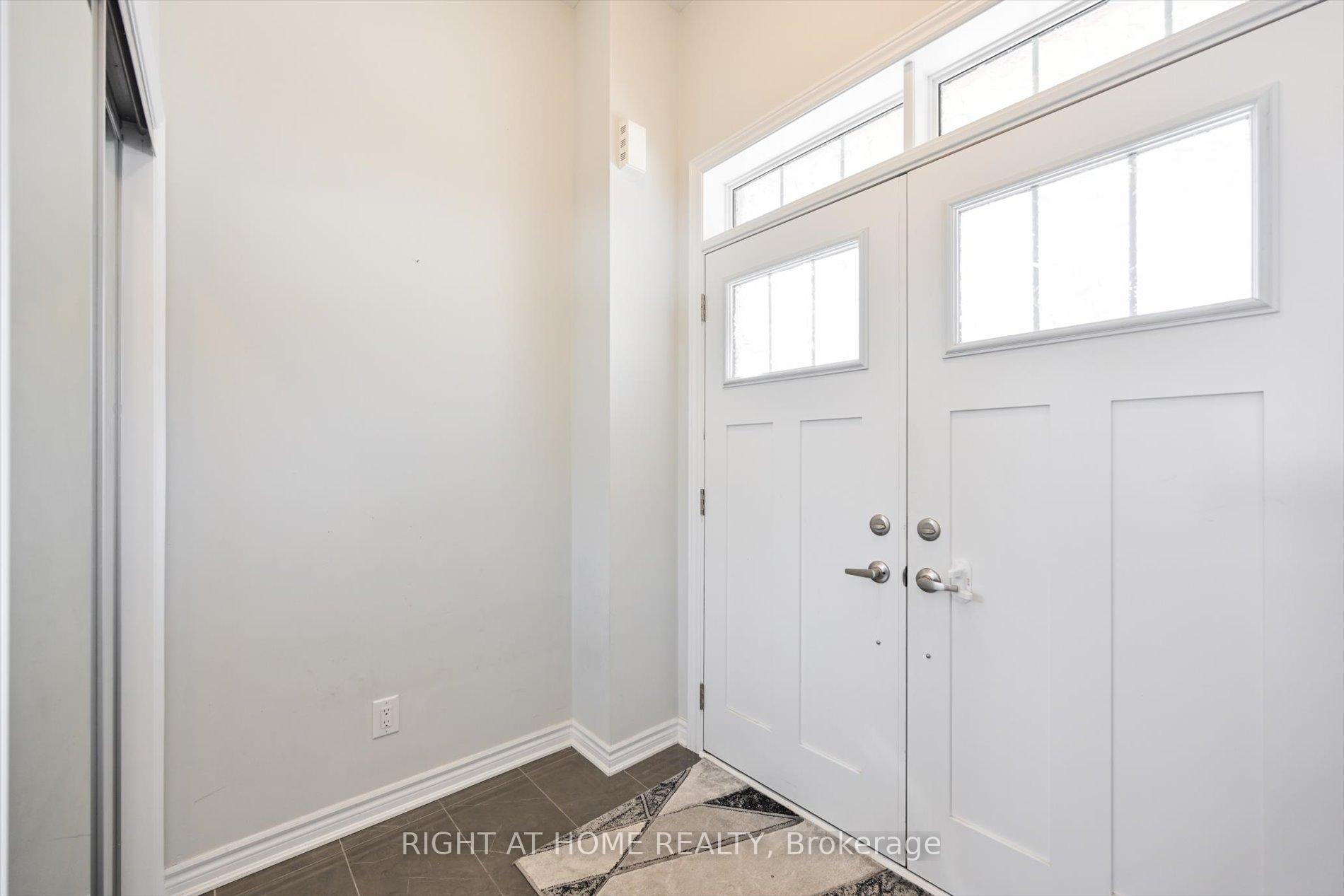 Photo 2 of 78 Sutcliffe Drive, Whitby, Rolling Acres — HOMEH