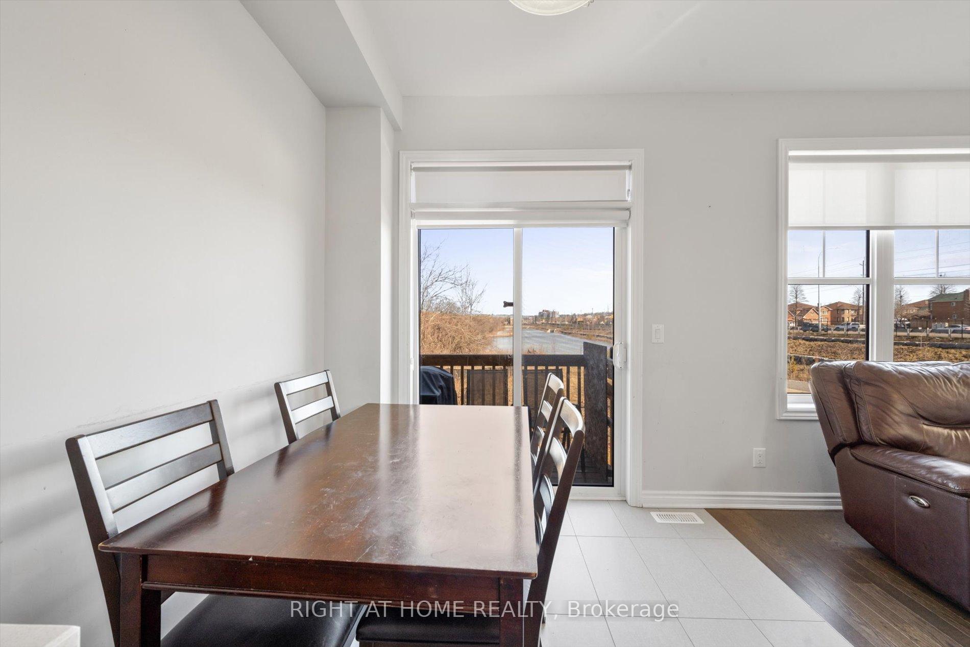 Photo 5 of 78 Sutcliffe Drive, Whitby, Rolling Acres — HOMEH