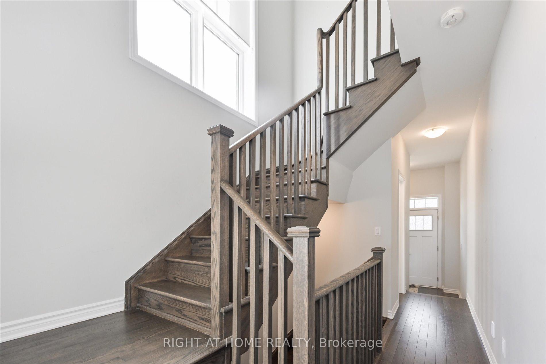 Photo 10 of 78 Sutcliffe Drive, Whitby, Rolling Acres — HOMEH