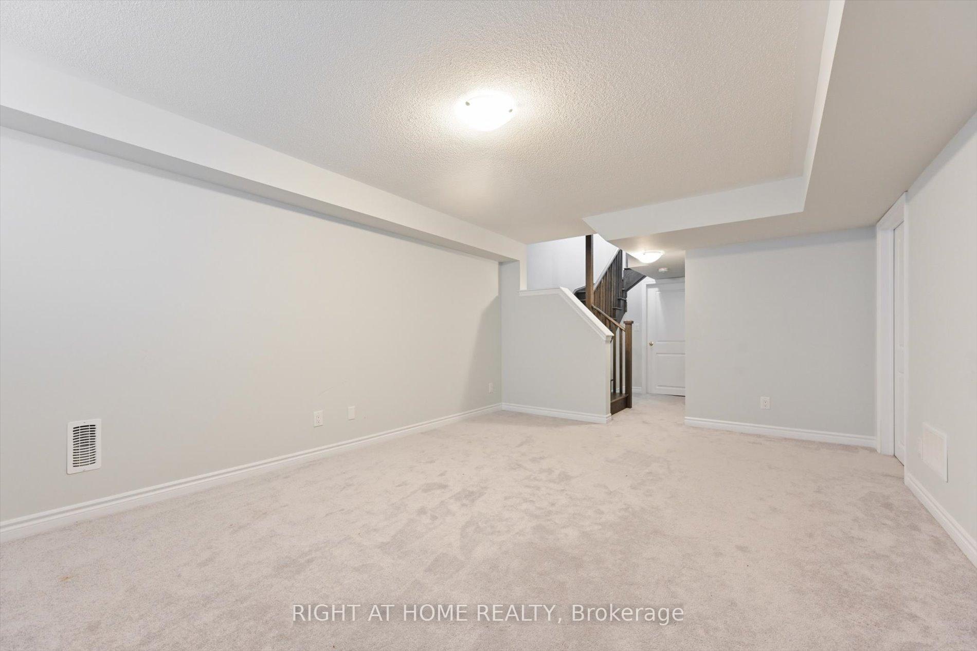 Photo 26 of 78 Sutcliffe Drive, Whitby, Rolling Acres — HOMEH