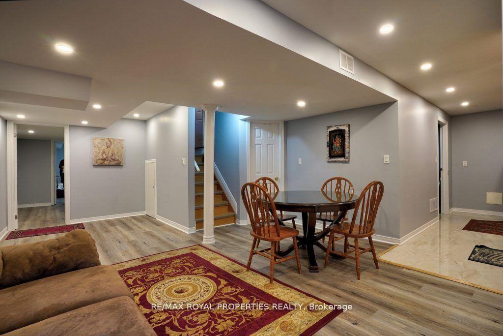 Photo 6 of Unit BSMT, 33 Ralph Chalmers Avenue, Markham, Wismer — HOMEH