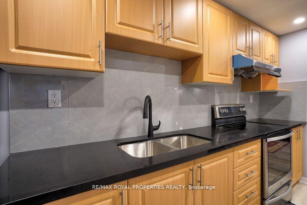 Photo 8 of Unit BSMT, 33 Ralph Chalmers Avenue, Markham, Wismer — HOMEH