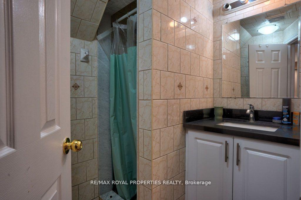 Photo 18 of Unit BSMT, 33 Ralph Chalmers Avenue, Markham, Wismer — HOMEH