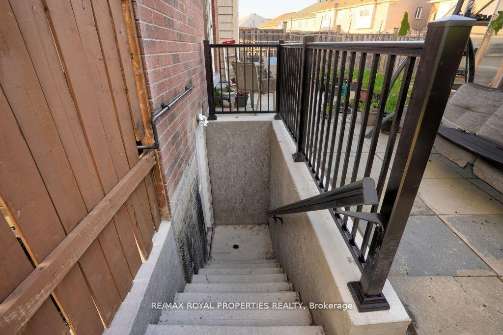 Photo 20 of Unit BSMT, 33 Ralph Chalmers Avenue, Markham, Wismer — HOMEH