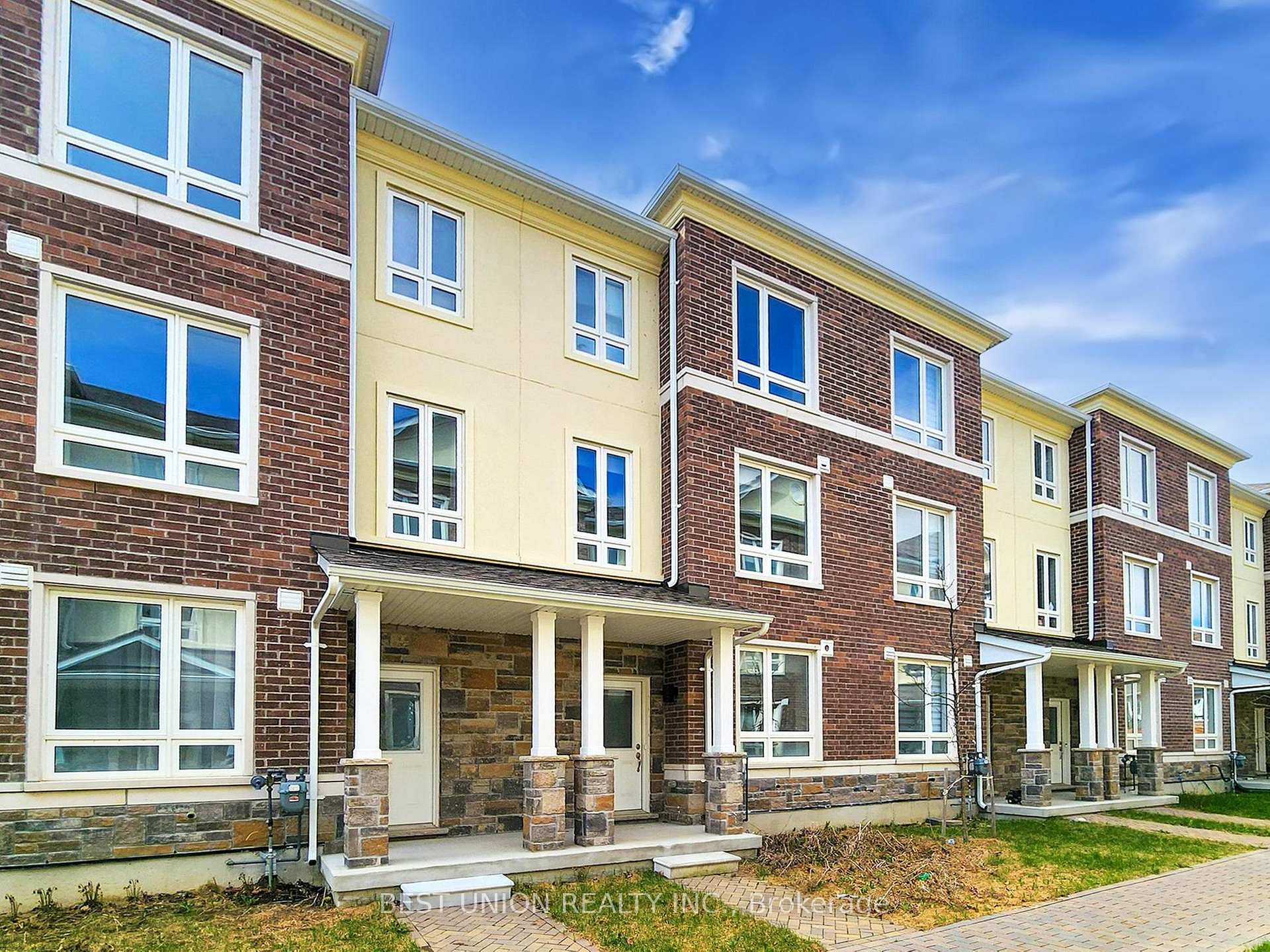 Photo 1 of 71 Imperial College Lane, Markham, Wismer — HOMEH