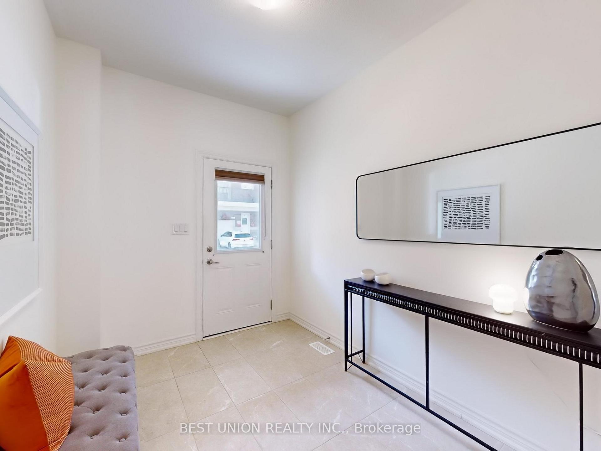 Photo 4 of 71 Imperial College Lane, Markham, Wismer — HOMEH