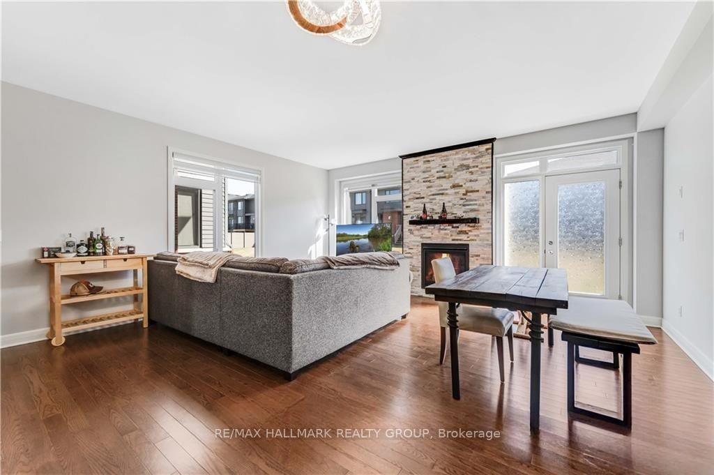 Photo 3 of 80 Michael Stoqua Street, Ottawa, CFB Rockcliffe and Area — HOMEH