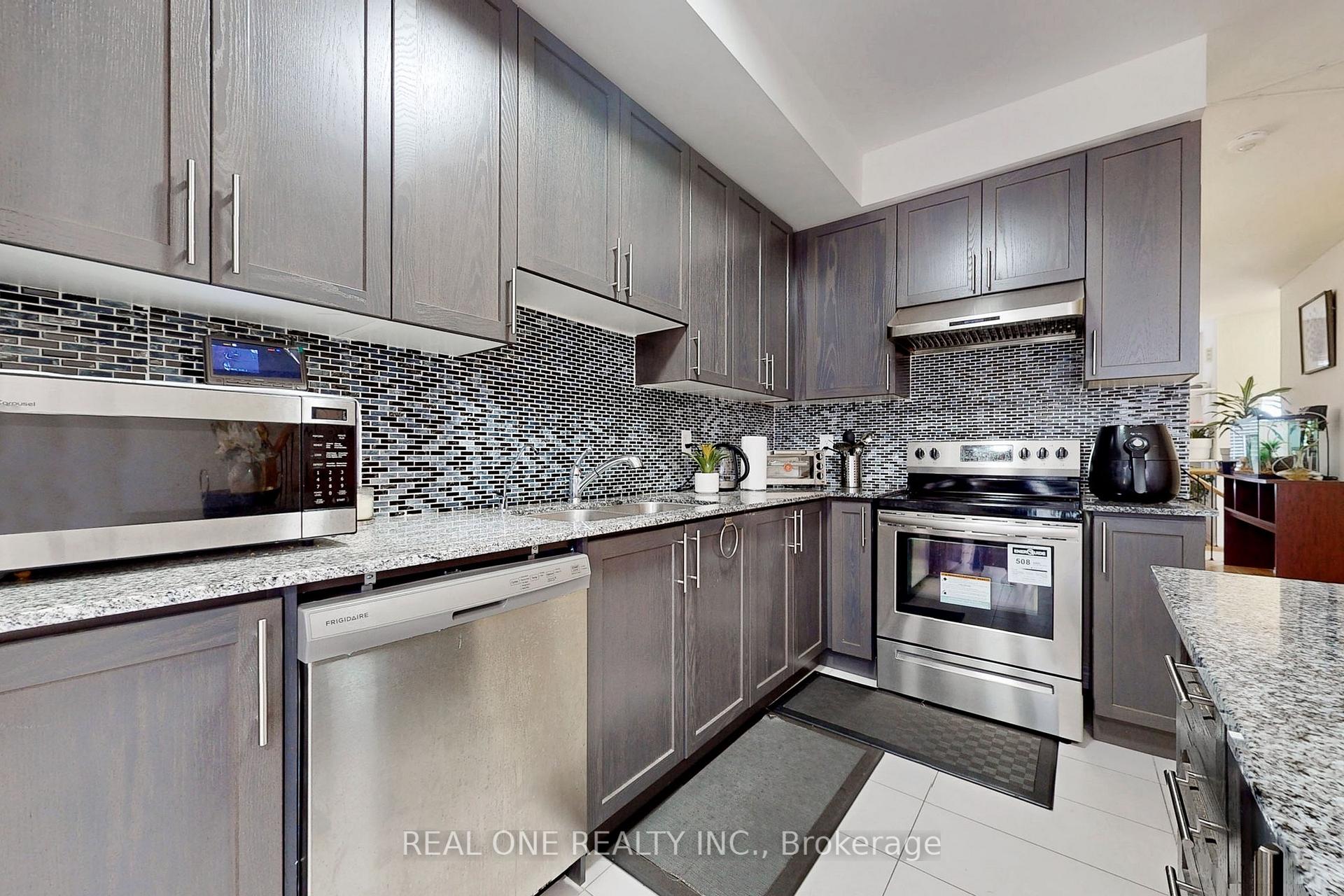 Photo 9 of 1912 Donald Cousens Parkway, Markham, Cornell — HOMEH