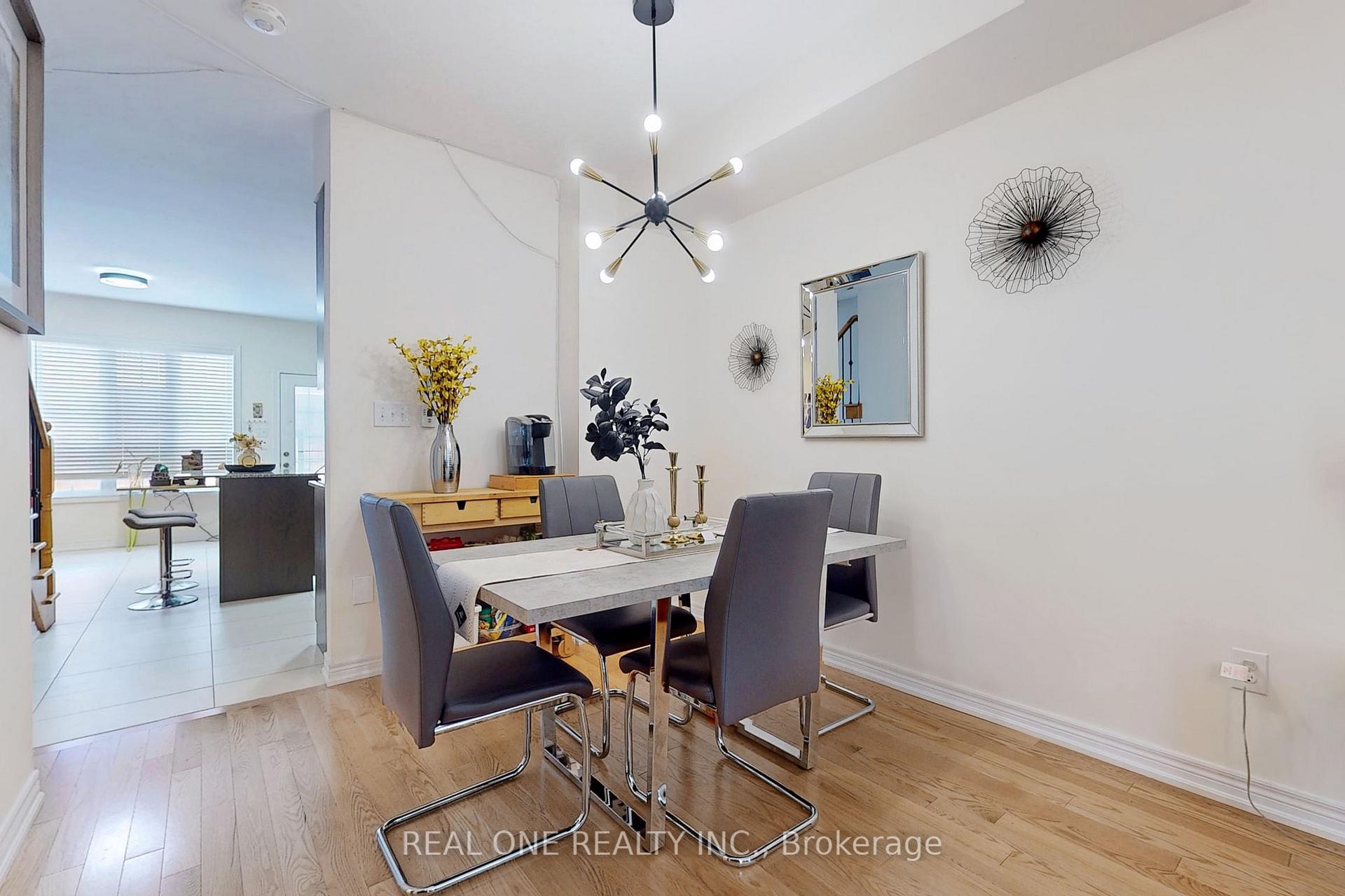 Photo 12 of 1912 Donald Cousens Parkway, Markham, Cornell — HOMEH