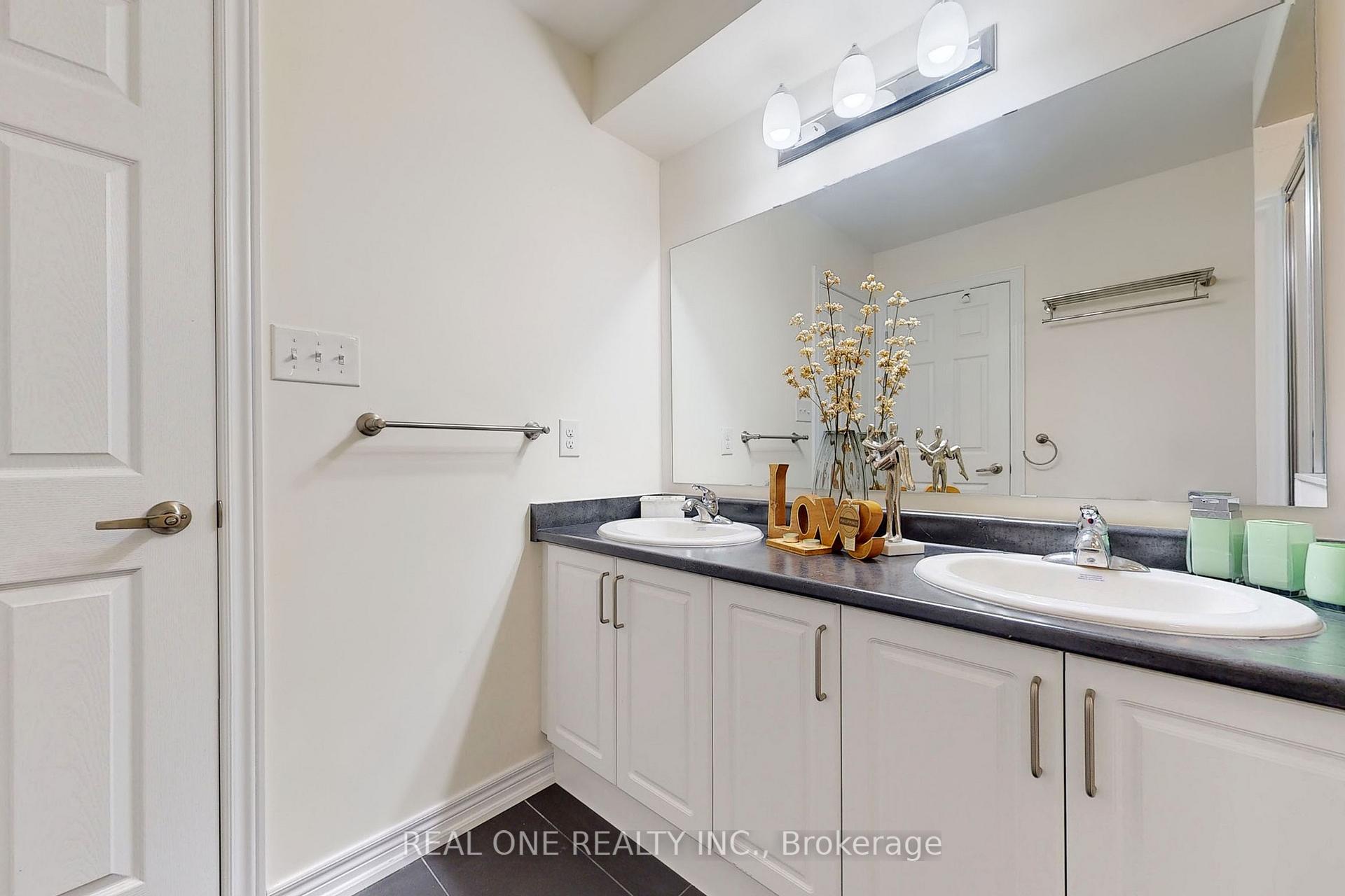 Photo 13 of 1912 Donald Cousens Parkway, Markham, Cornell — HOMEH