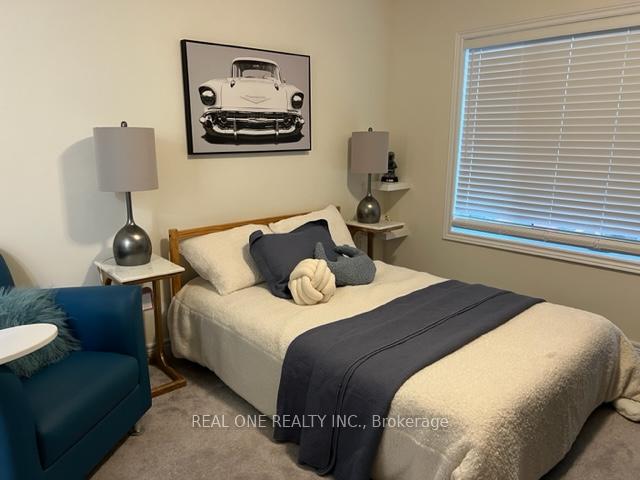 Photo 11 of 1912 Donald Cousens Parkway, Markham, Cornell — HOMEH