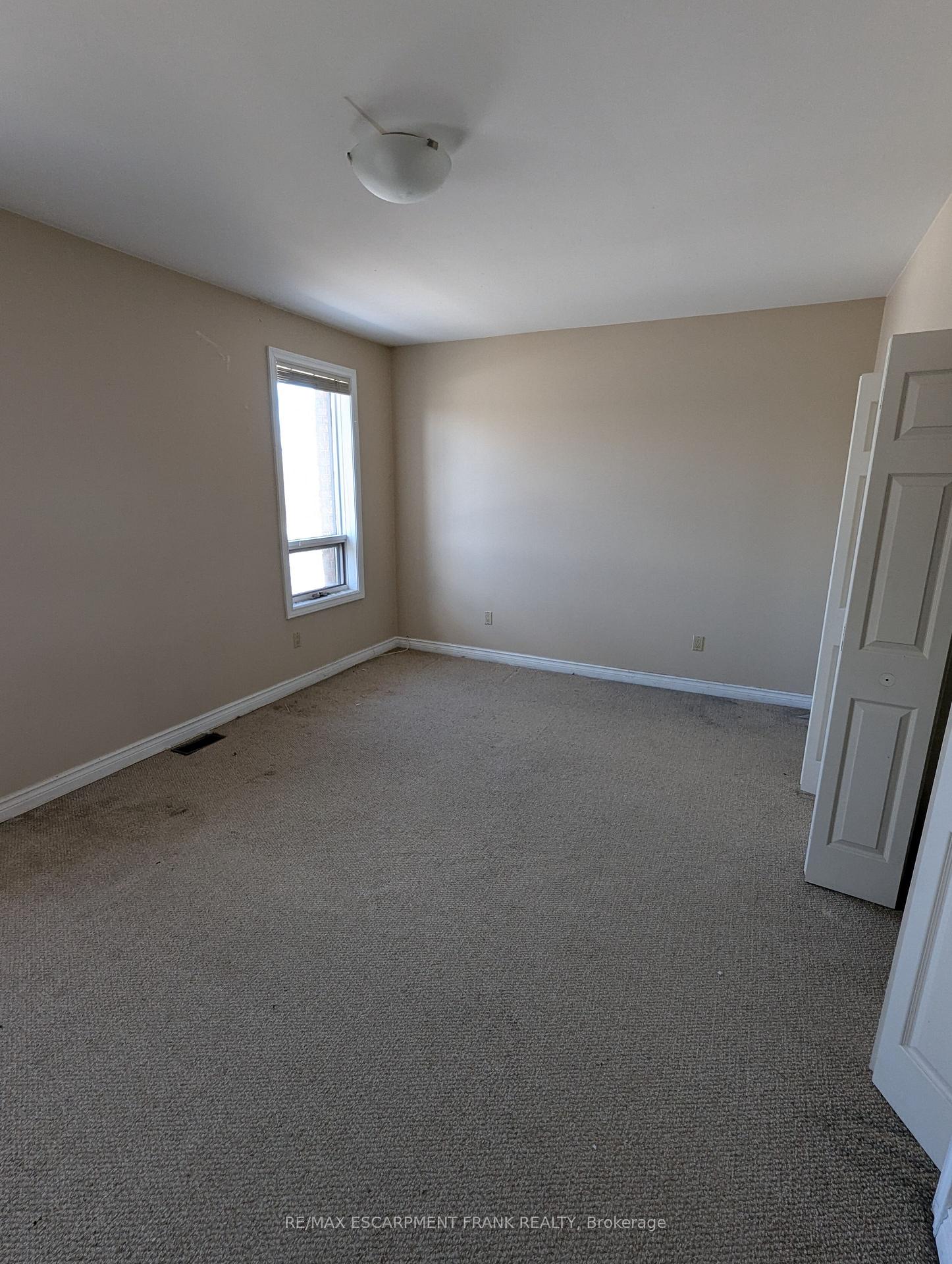 Photo 7 of Unit 2, 1294 Highway 6, Hamilton, Rural Flamborough — HOMEH