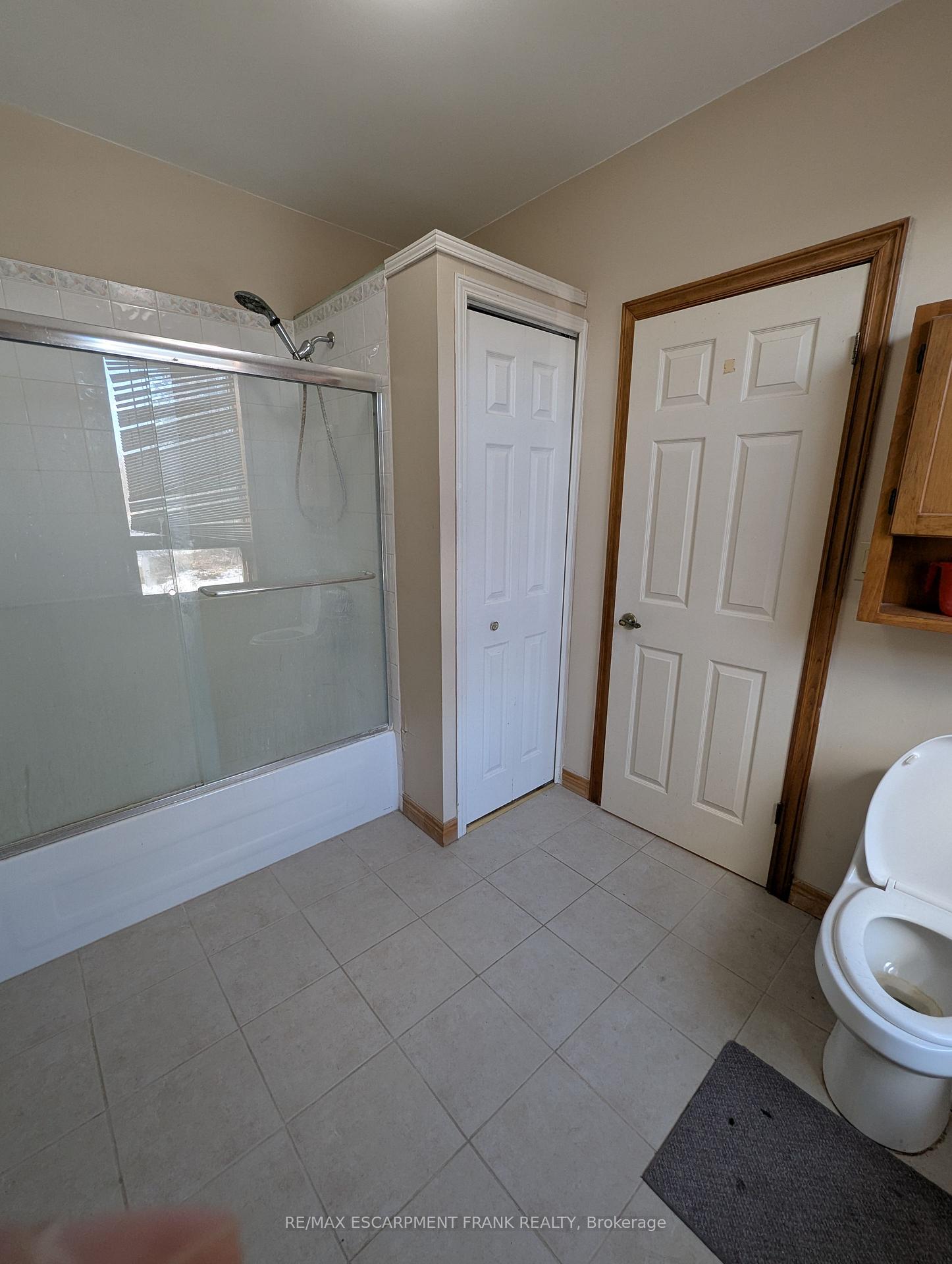 Photo 8 of Unit 2, 1294 Highway 6, Hamilton, Rural Flamborough — HOMEH
