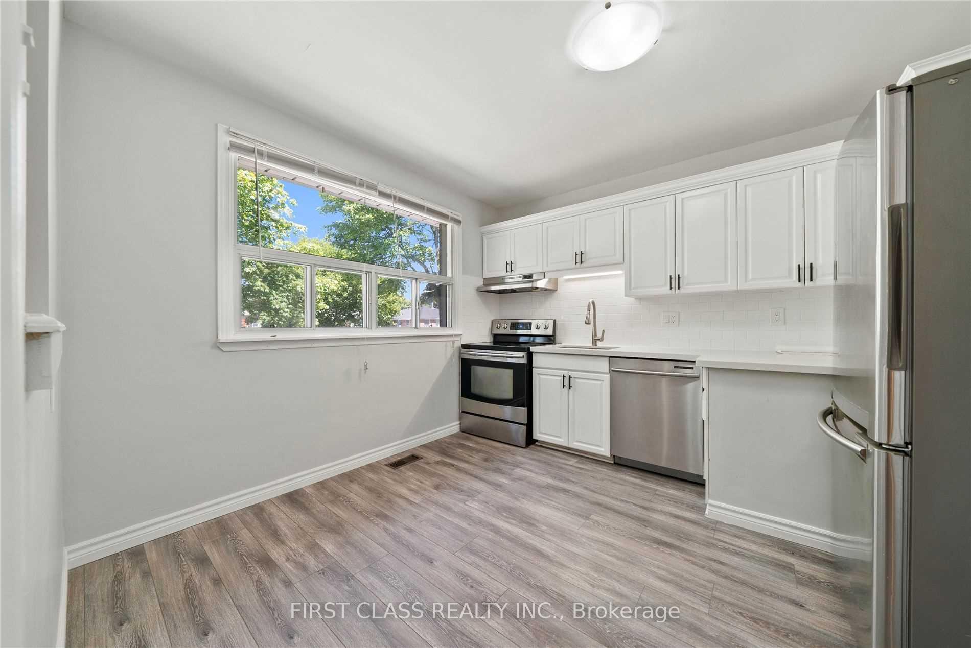 Photo 8 of Unit MAIN, 171 Tulloch Drive, Ajax, South East — HOMEH
