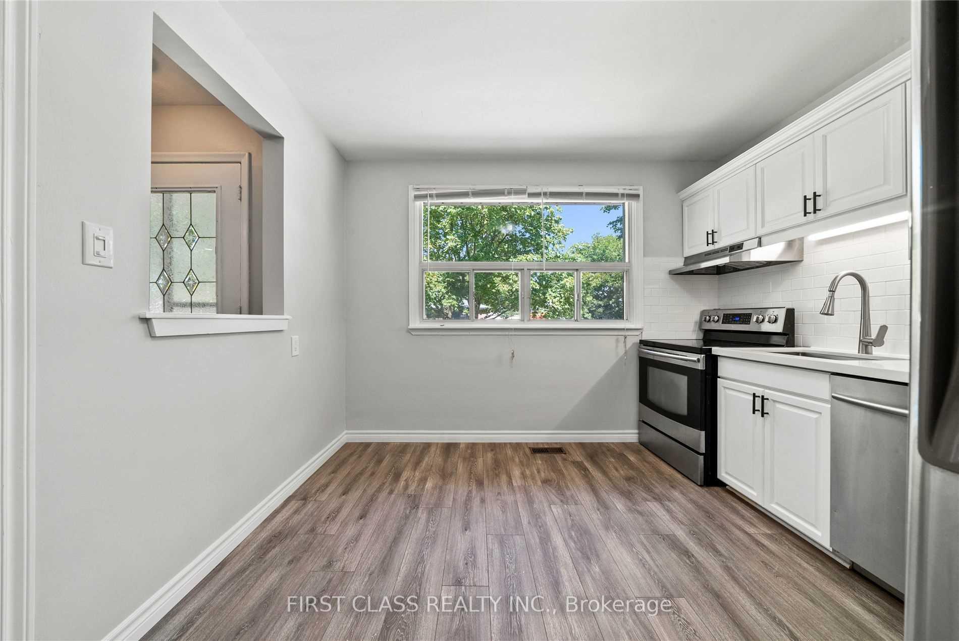 Photo 11 of Unit MAIN, 171 Tulloch Drive, Ajax, South East — HOMEH