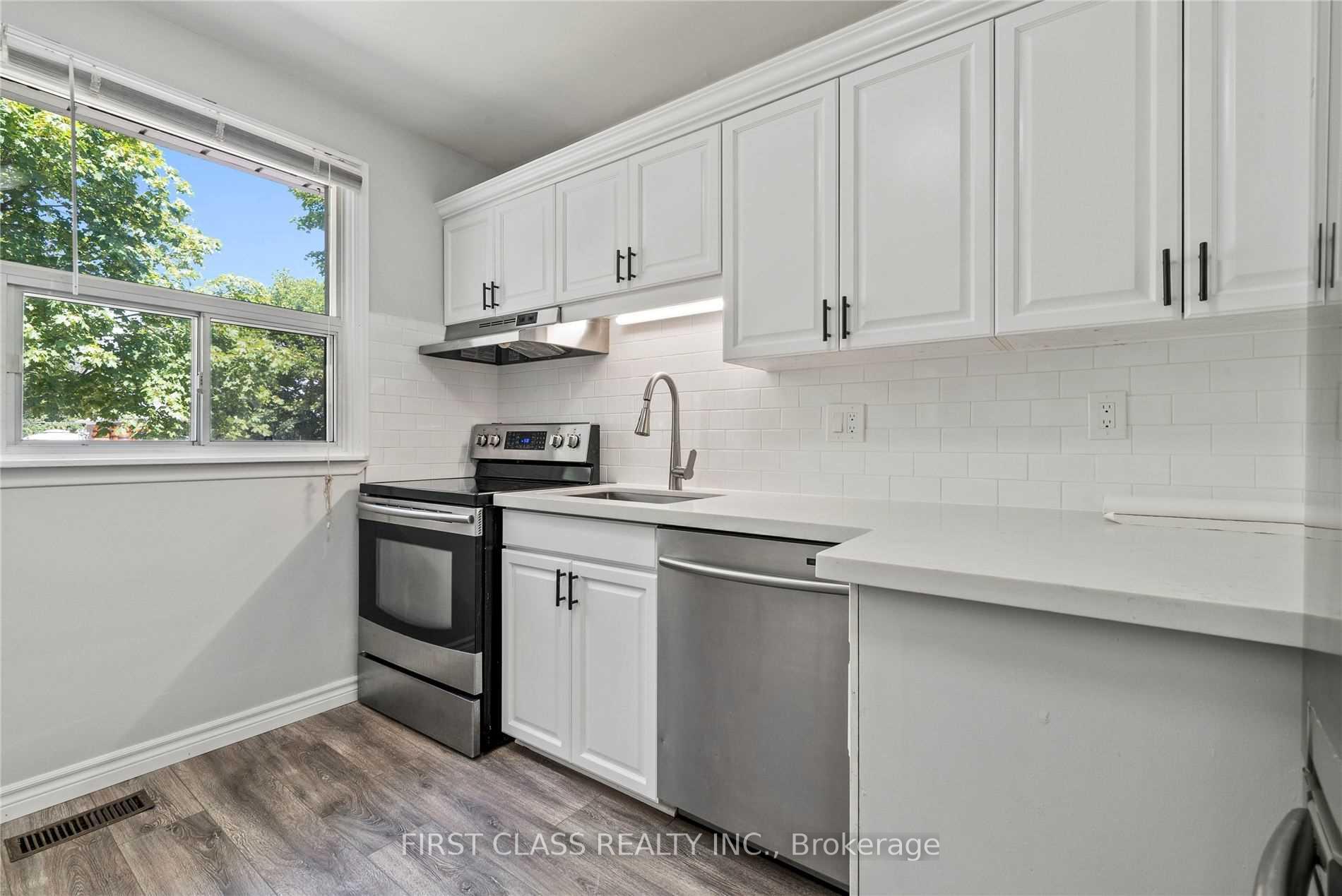 Photo 10 of Unit MAIN, 171 Tulloch Drive, Ajax, South East — HOMEH