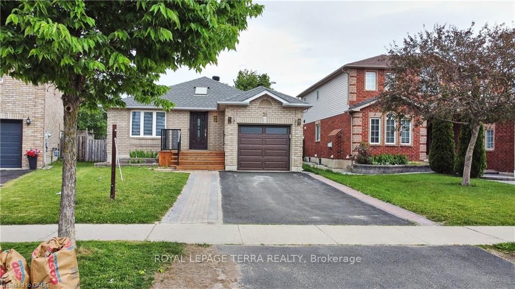 Photo 1 of 38 Ambler, Barrie, Georgian Drive — HOMEH