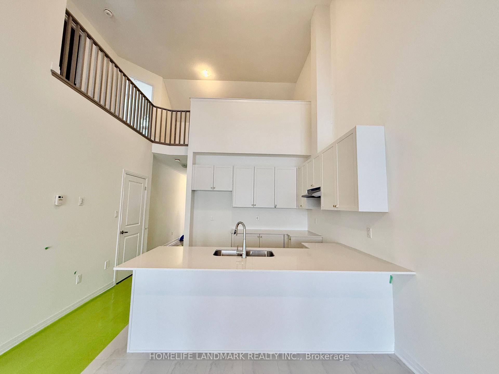 Photo 5 of 545 Hudson Crescent, Midland — HOMEH