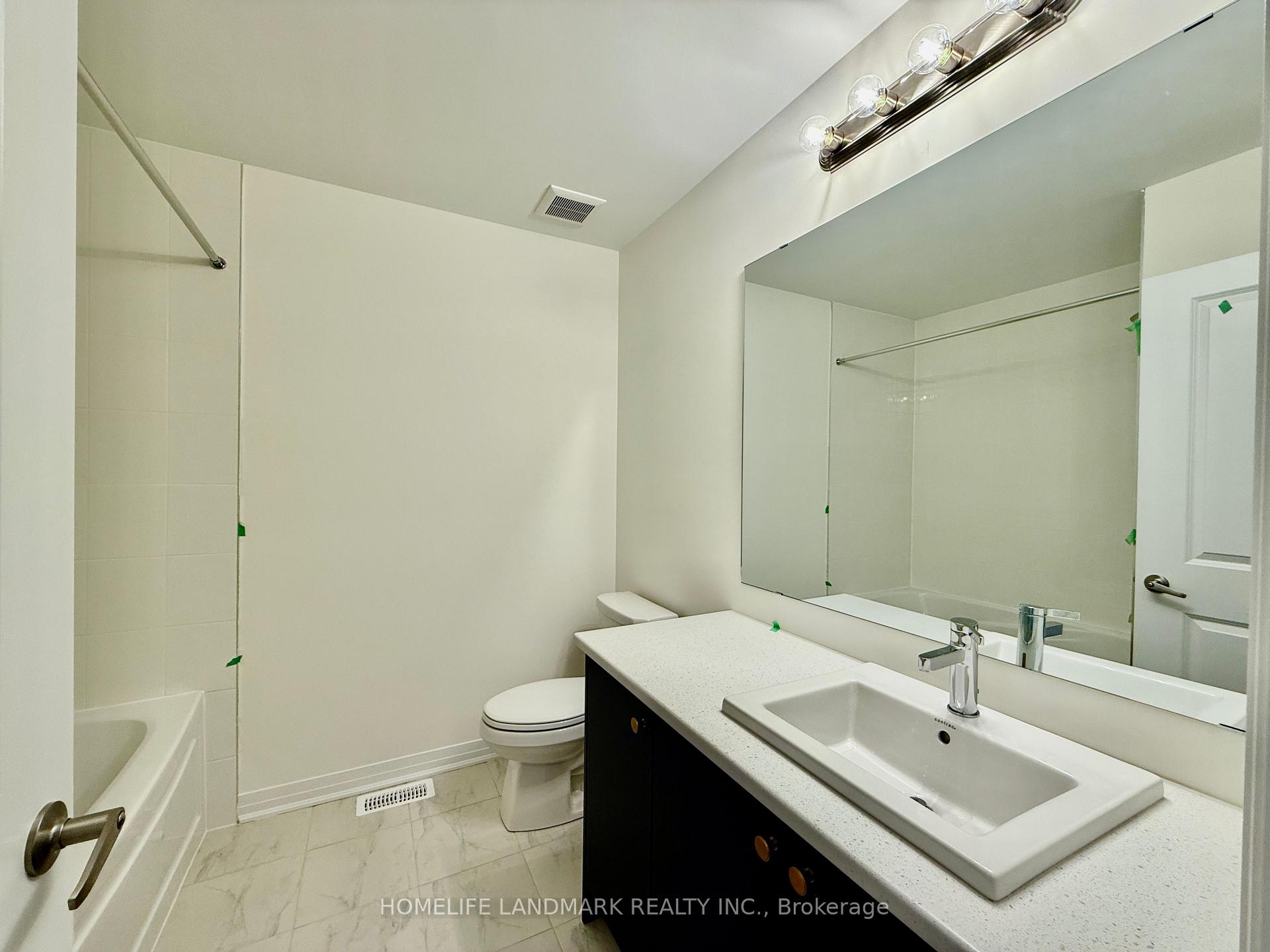 Photo 12 of 545 Hudson Crescent, Midland — HOMEH