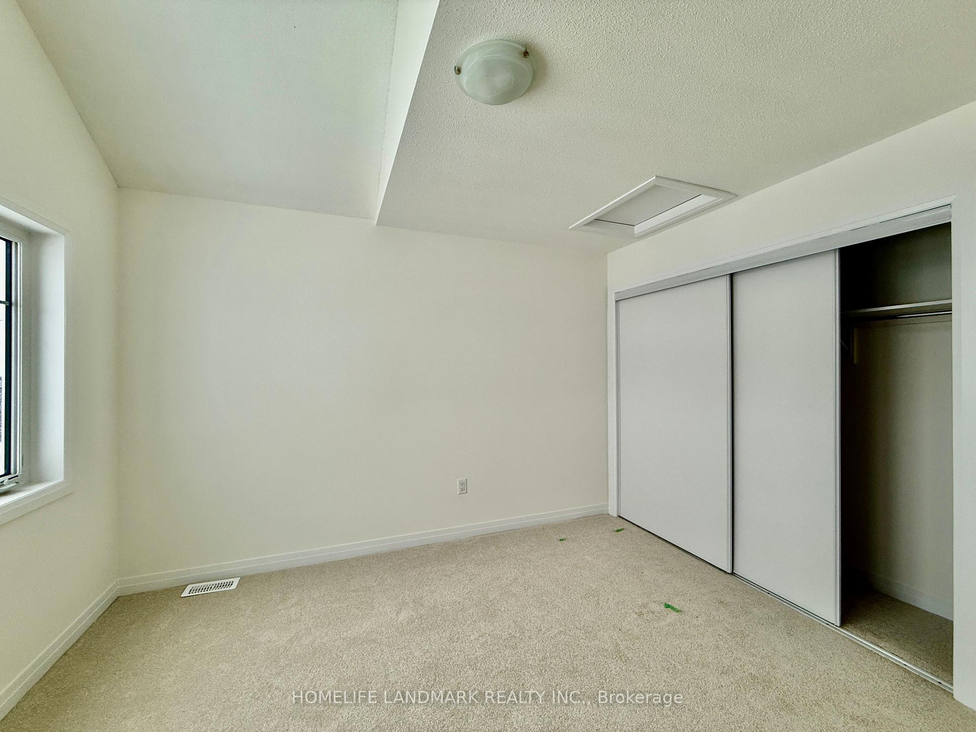 Photo 20 of 545 Hudson Crescent, Midland — HOMEH