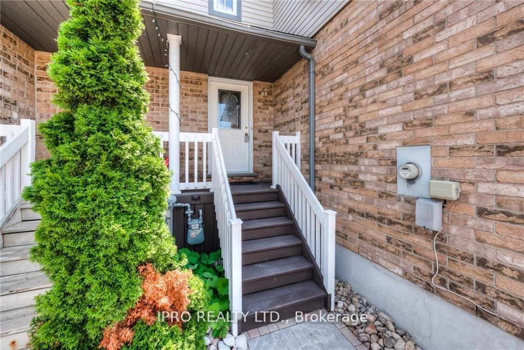 Photo 9 of 298 Activa Avenue, Kitchener, Larentian West — HOMEH