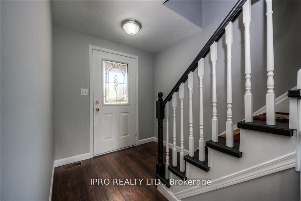 Photo 11 of 298 Activa Avenue, Kitchener, Larentian West — HOMEH
