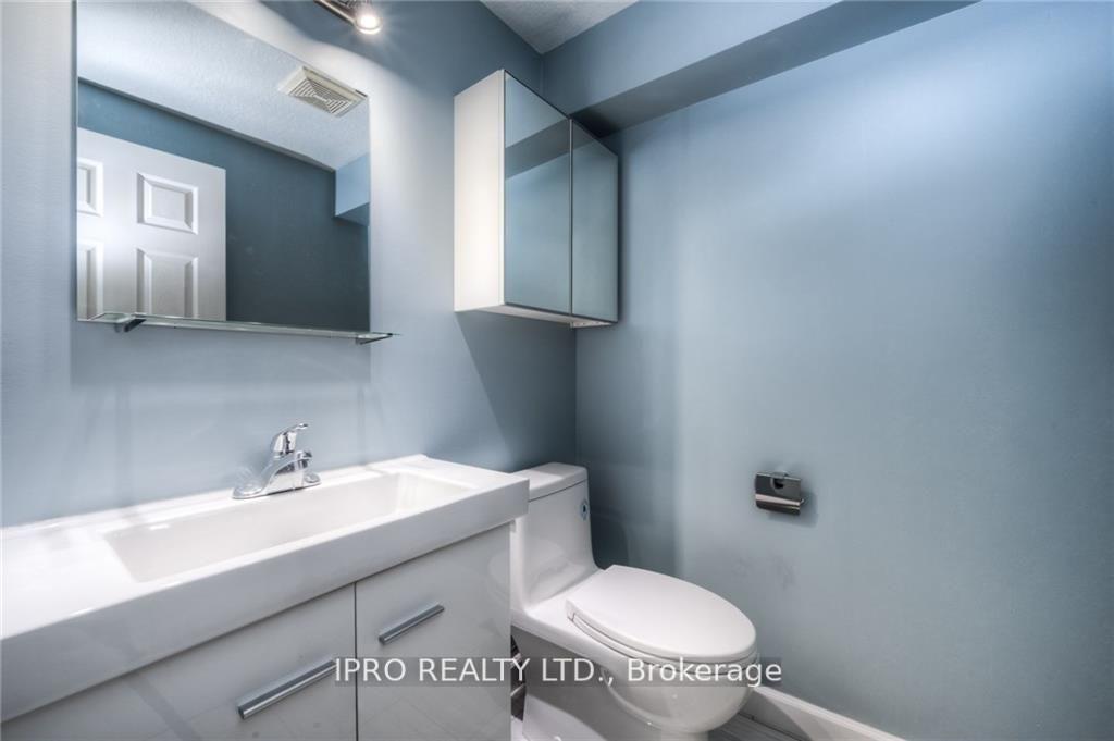 Photo 12 of 298 Activa Avenue, Kitchener, Larentian West — HOMEH