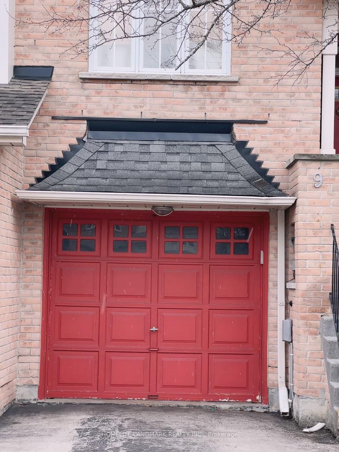 Photo 2 of 9 Charlotte Angiliss Road, Markham, Vinegar Hill — HOMEH