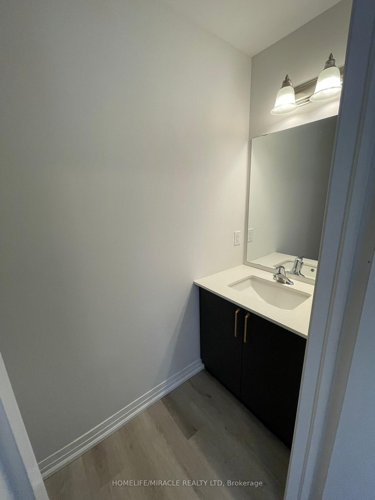 Photo 6 of Unit 130, 155 Equestrain Way, Cambridge, Blair Road — HOMEH