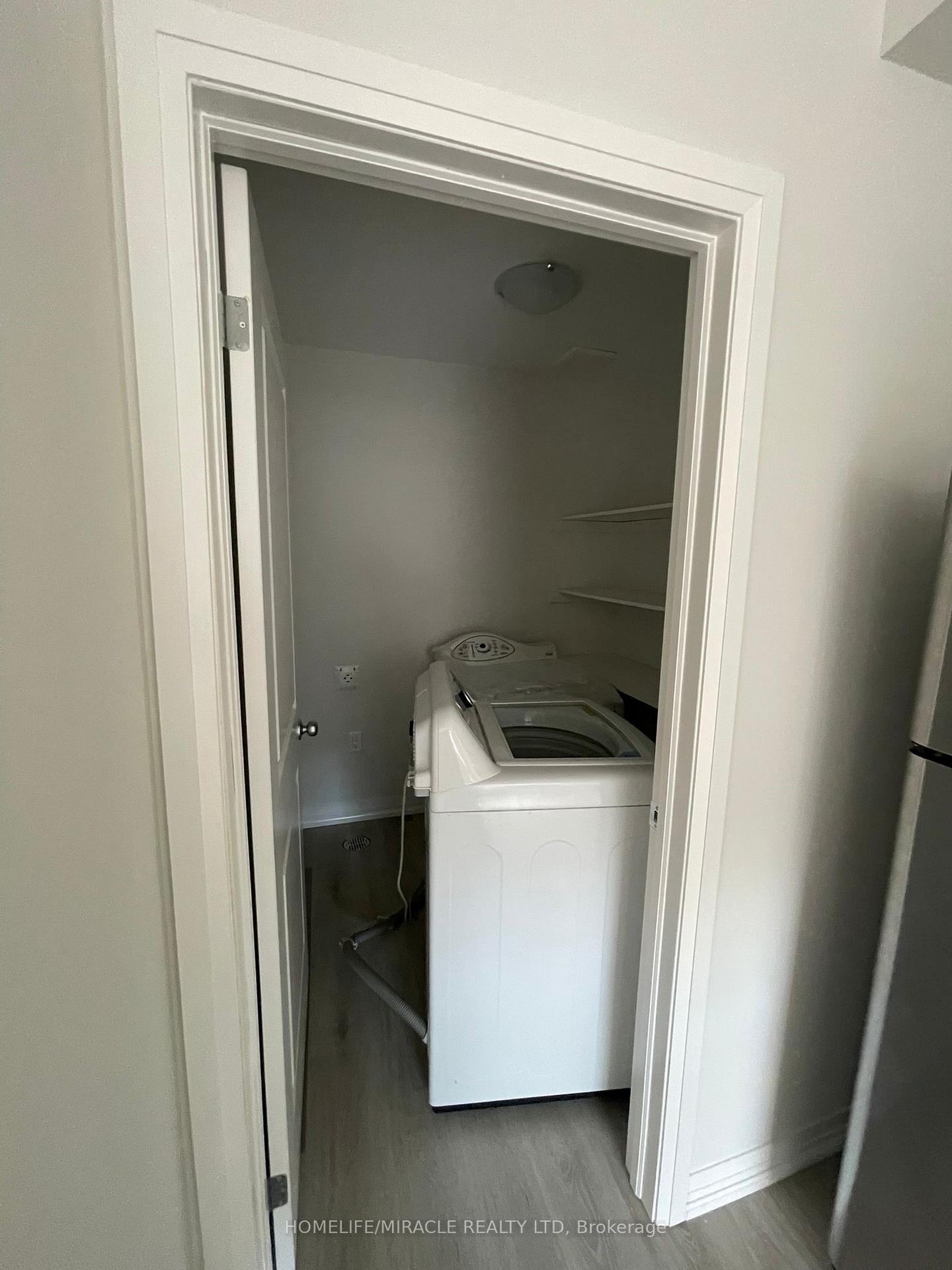 Photo 9 of Unit 130, 155 Equestrain Way, Cambridge, Blair Road — HOMEH