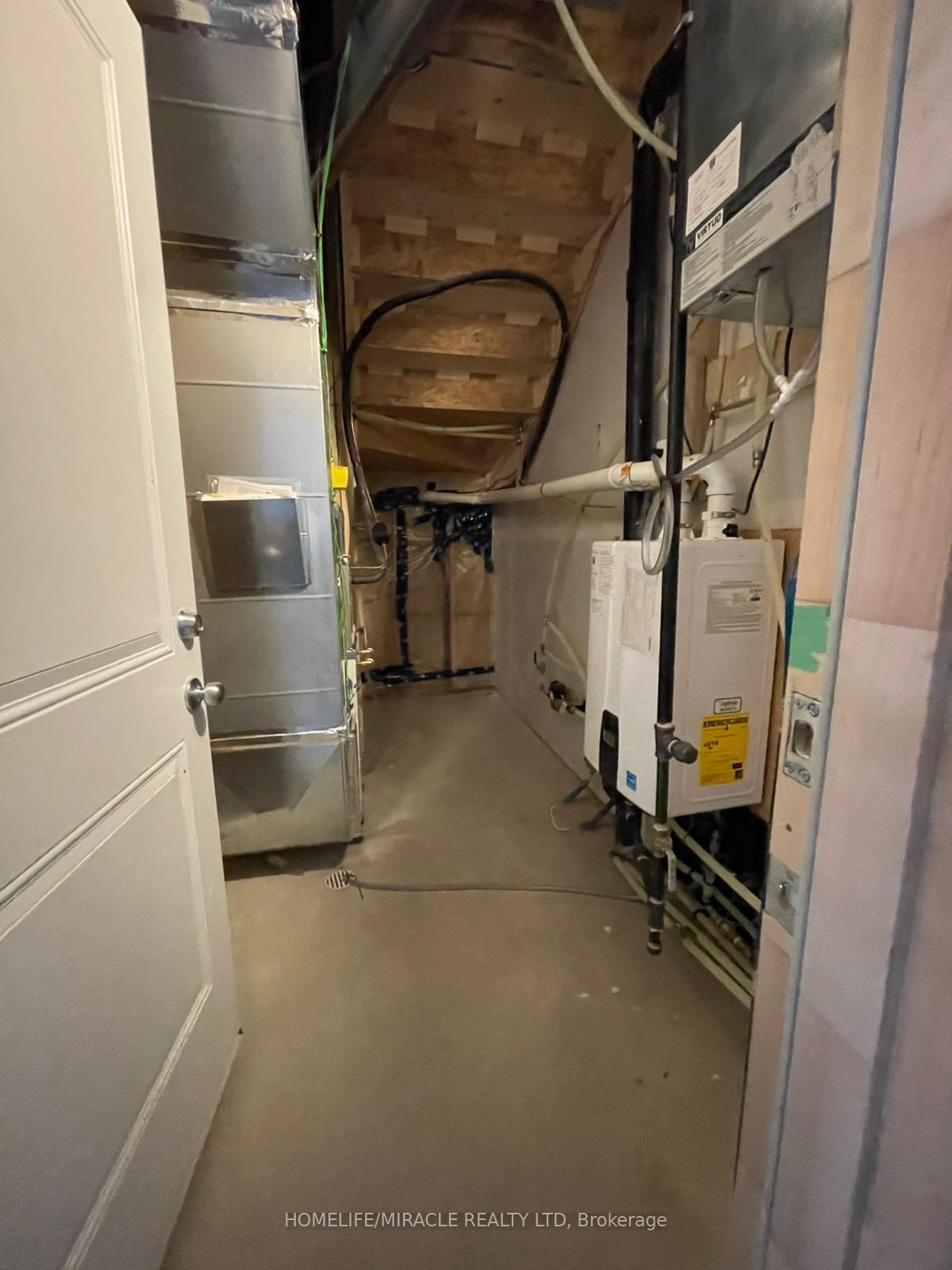 Photo 15 of Unit 130, 155 Equestrain Way, Cambridge, Blair Road — HOMEH