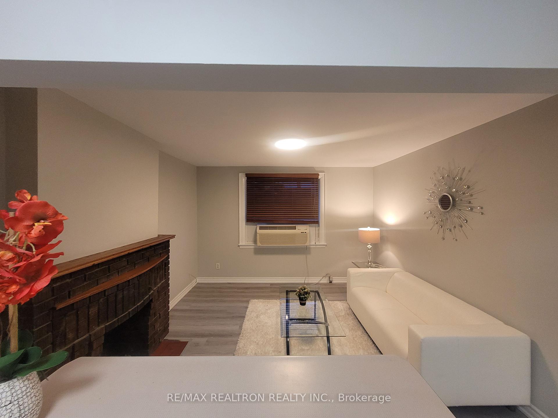 Photo 20 of Unit 9, 2477 Queen Street E, Toronto, The Beaches — HOMEH